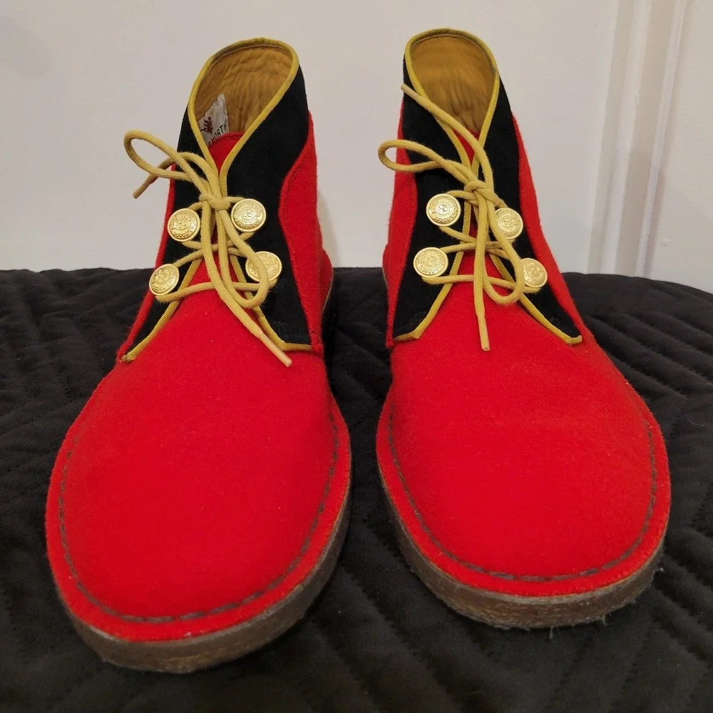 Clarks Mens 10.5 Hainsworth Wool Desert Boots The Beatles Inspired Sgt.‎ Pepper